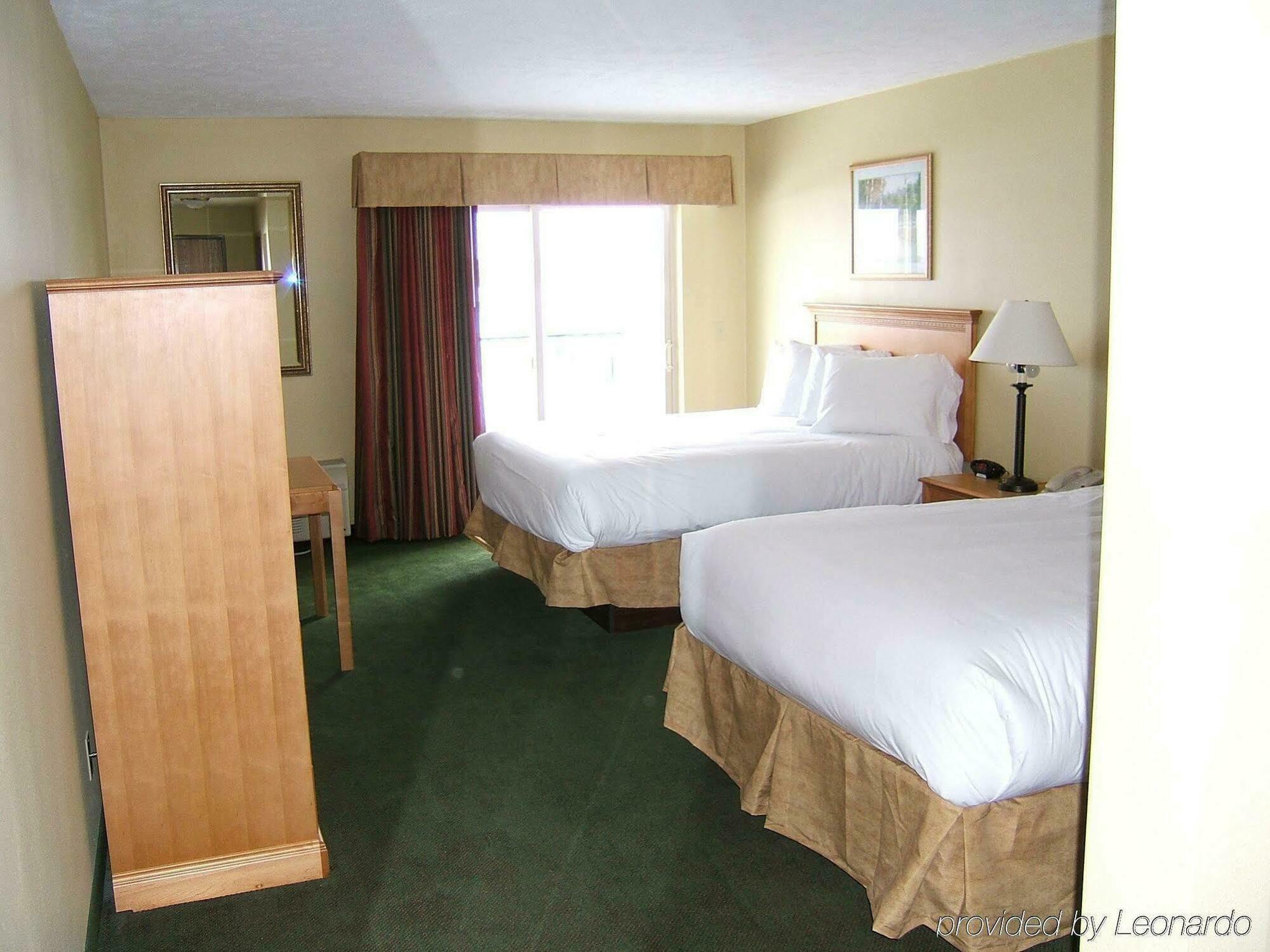 Holiday Inn Express Munising-Lakeview, An Ihg Hotel Номер фото